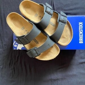 Birkenstock Black Birko-Flor  Sandals EU 36.  (US 5-5.5) Only worn twice